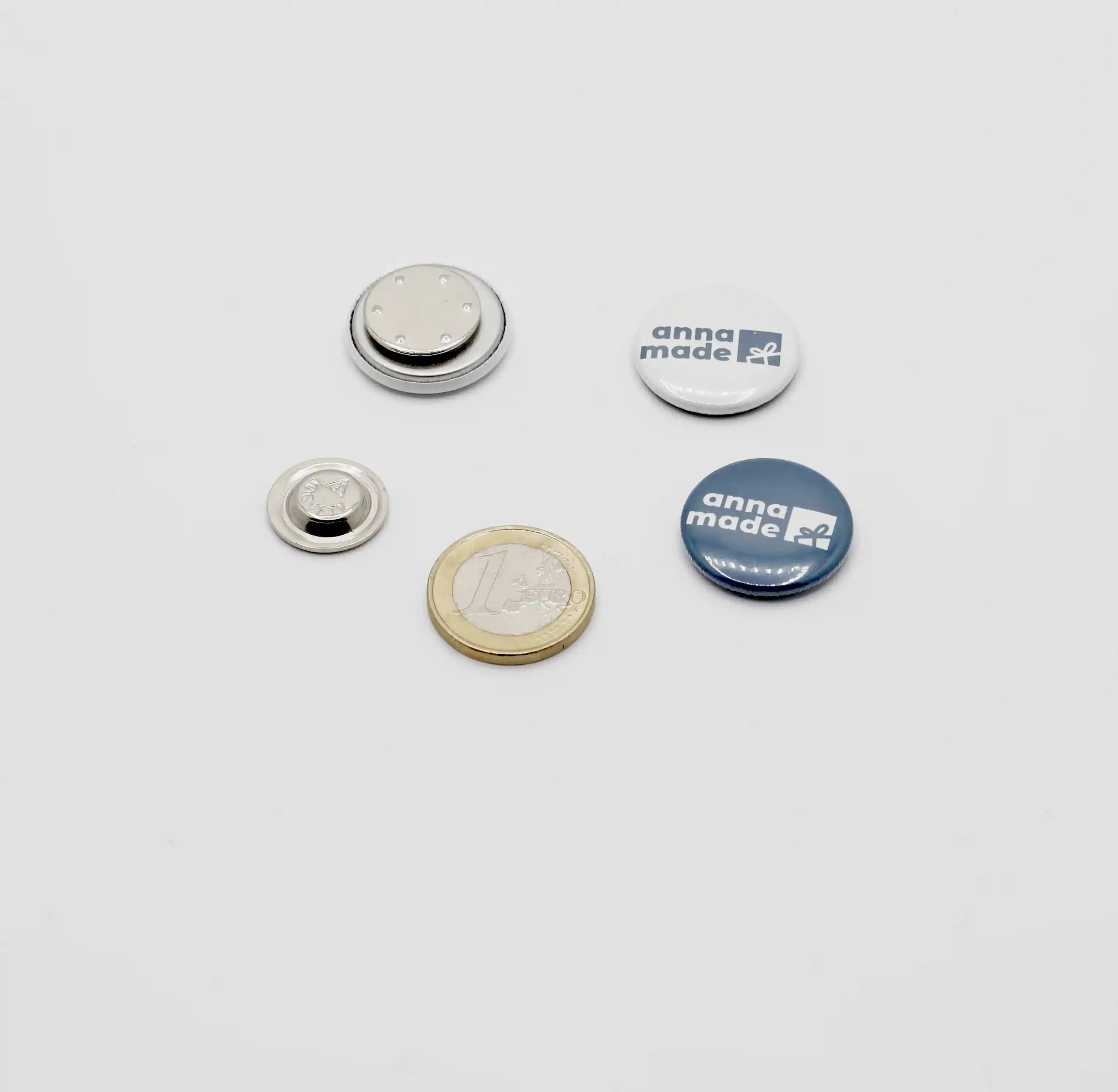 Button 25 mm mit Kleidungsmagnet