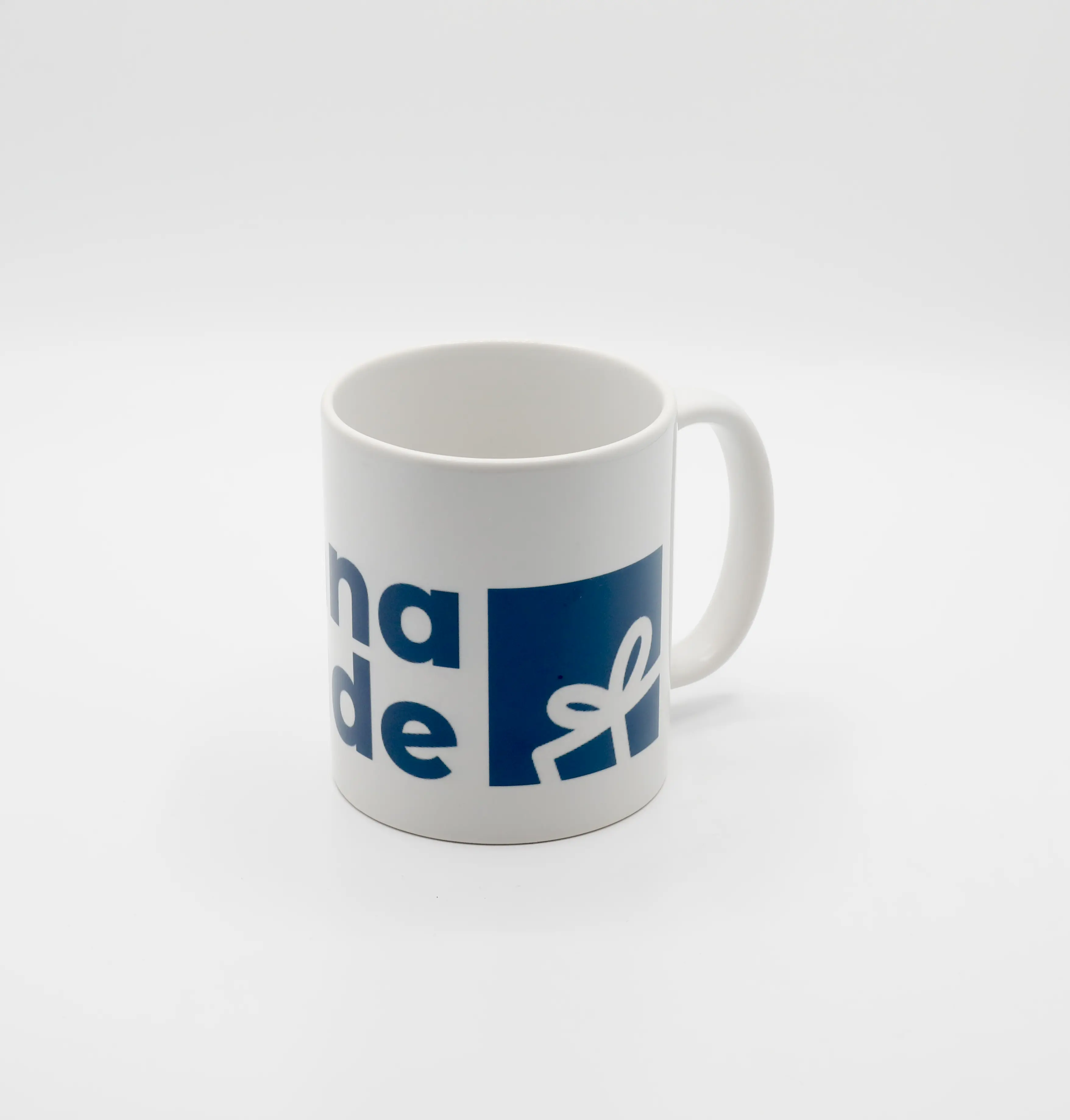 Tasse mit Logo